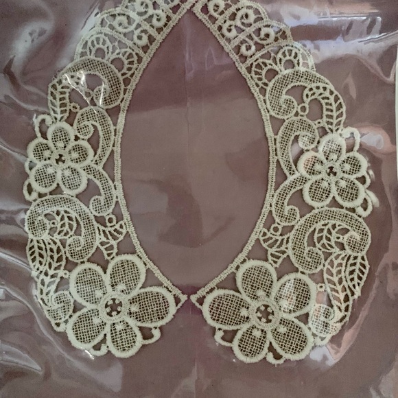 Vintage European Lace & Crochet Retro Collars Detachable Removable (Lot Of 4) - Picture 9 of 10